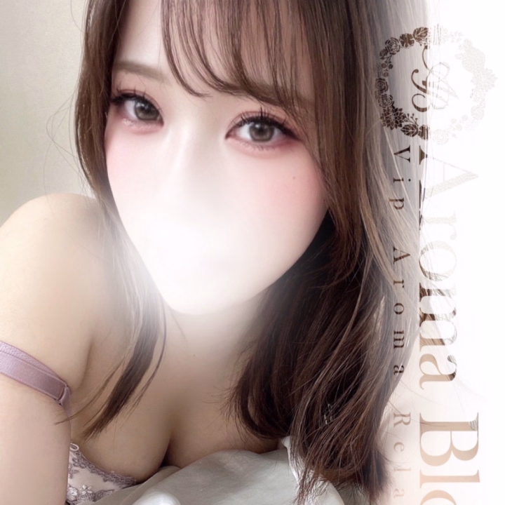 出勤しました🎀

ほぼ1週間ぶりの出勤です🥺💕

ちょっぴり久しぶりだから、なんだかどきどきしてます…💭

たくさん癒しの時間を一緒に過ごせたらうれしいな🌷✨

今日はどんなお兄さんに会えるかな〜☺️💓

素敵なご縁がありますように🎀

お時間合うお兄さん、ぜひ会いに来てね🥰🫶

お待ちしてます🐰💕