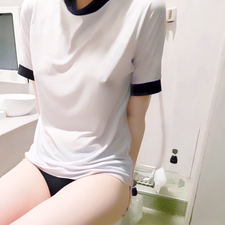 出勤してます✨

この間はお休みしちゃって、
ご予約頂いてたお兄さんごめんなさい😭

今日から復活してます✊🏻
お誘い待ってるね💕︎