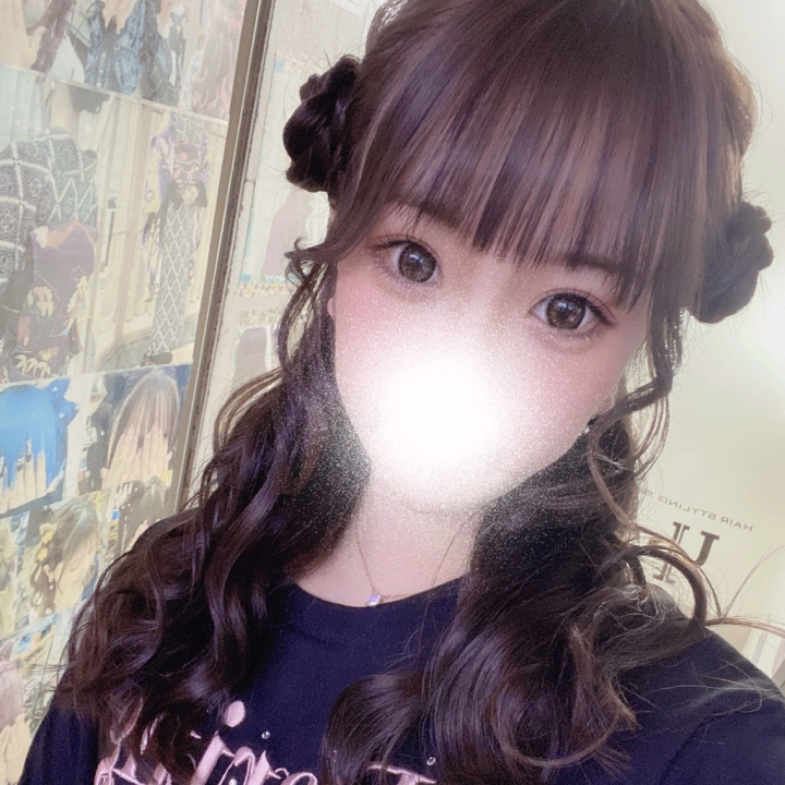 おはようございます！
 
きょうは土曜日だから たくさんの
おにーさんに会えたら嬉しいなあ(  ˊ꒳ˋ ) ᐝ
 
キツイと褒められる
あそこ堪能しに来てね🈵
 
週は出勤人数に対して
部屋数が足りない状況になってます❕

なので事前予約必須です🩷

お遊びが決まっていらっしゃる方は
お早めにお問合せください☎️

明日以降も
お店は混雑が予想されます！！

ご予約必須です！