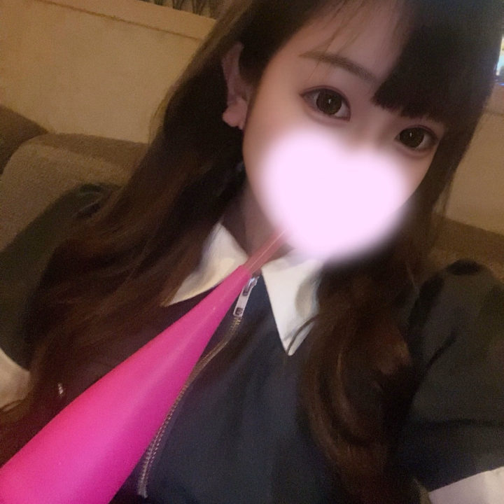 ニコニコキャッキャ😆
めるなといると毎日楽しいと思う💭

そんな楽しい時間を
みんなにもプレゼント♡♡

嫌なこと忘れて
楽しもっ！！

せっかく華金なんだから♡