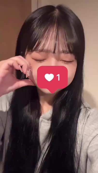 4日目ありがとう😭💕

日曜日忙しくさせてくれて、
本当に嬉しかった！！！

しかも差し入れくれるお兄さんも多くて来てくれるだけでも嬉しいのにめっちゃ嬉しかった🥹🤍！

遠いところから会いに来てくれたり、こうやって気持ちが伝わる行動してくれると
私も嬉しいし
もっと気持ちよくなって欲しいと思ってえ♡ちも頑張っちゃうな💘

明日からお仕事が始まるお兄さんも多いと思うけど、
一緒にふうと頑張ろうね💫

米子にいれるのも残り少しなので
会いに来てくれたら
嬉しいです（ ᵕ̩̩ ᵕ̩̩ ）🩵

おやすみ♡！

ふう🎀