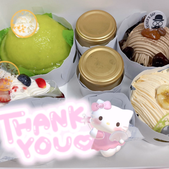 うまうますぎる🍰


最近会えてないなってずっと思っててもう会えないかと思ってたの( i 𖥦 i )
いつもの差し入れを持ってきてくださって会いに来てくれたの変わらない優しさ🫶🏻
変わらずのもものおっ🅿️いとお肌らぶのおにいさん🫶🏻

 
また会えるの楽しみに待ってるます♡



食べようとしたらスタッフさん誕生日の歌歌ってた😂
誕生日じゃない😂