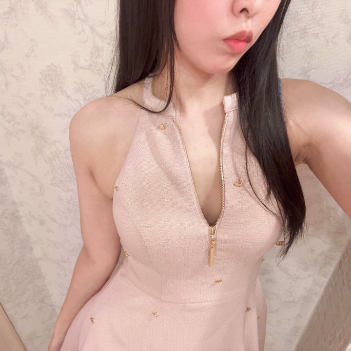 おはようございます🌱
とっても風が強いです今日🤣

本日は12時までと少し短めの
出勤となっております🙌
タイミング合えばぜひ！！

仲良しさんもご予約ありがとう♡
楽しい一日になりますようにっ

あさひ☀️