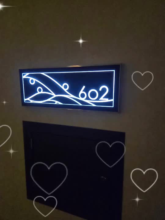 この前はお誘いありがとう！

拘束と聖水を楽しみたいっていう初心者チャレンジャーくん😋
たっぷり楽しめたかな？？

前立腺責めと亀頭責めでアヘアヘしながら全身をびくびくさせてて可愛かったわ〜🤩
聖水もしっかり飲めてえらいね。

伸びしろがあるタイプだと思うから、これからの成長具合が楽しみだわ👠

またお誘いしてね👍🏻