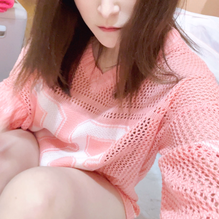 おはようございます♡

今日からパジャマ風イベント？です

また雰囲気の違うひなかに逢いに来てください💕