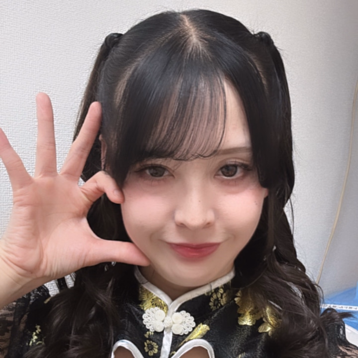 こんにちは❣️えれんです😆

今日は久しぶりにハーフツインです☺️

是非お誘い待ってます😉