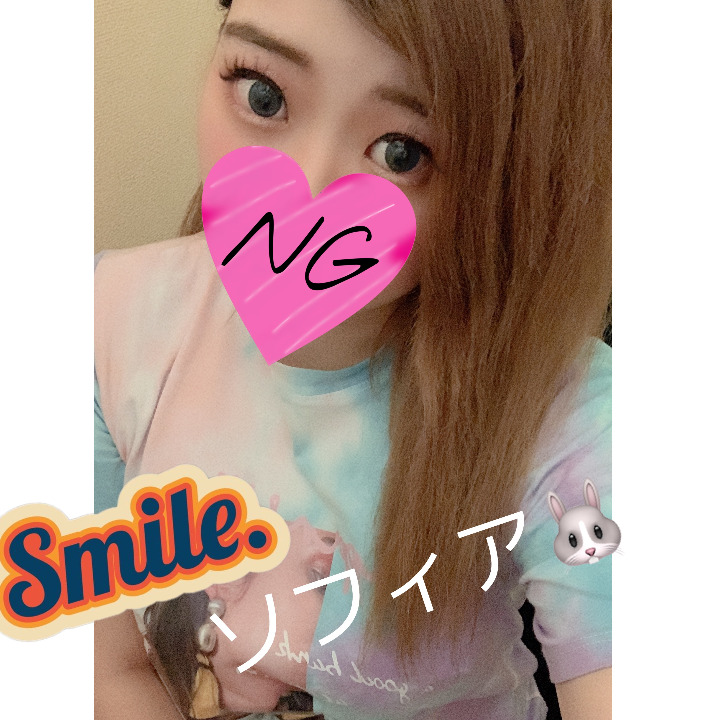 もうそろそろで出勤です(´；ω；｀)

17時半からだよ💚

顔だしお初にだす。

どう？？？

#顔だし#お初#出勤