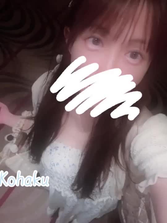 細いね。スタイル良いね。って褒めてもらえるけれどね…
だけどちっぱいちゃんだし…
って葛藤もあるんだ˶⚈  ̫⚈˵
ないものねだりです！
イベント久しぶり🎪応援よろしくお願いいたします🩵