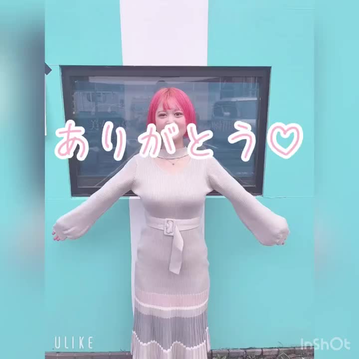 なんとフォロワー様が1000人超えました😆ありがとうございます💕たまに動画上げたりでごめんね泣これからもたくさん見てくれくれたら嬉しいです🥺💖ほんまおおきに♡