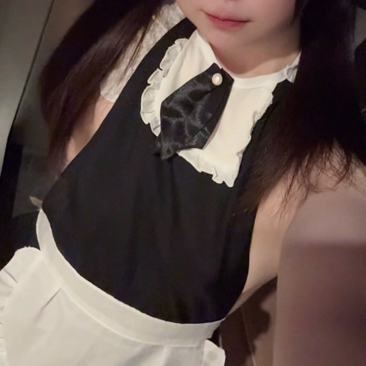 本日5月15日（金）15-24で五反田出勤です🎀ᩚ🎀ᩚ

時間空いちゃう前のさいごの遅番❣️

これ逃すと月末までいないからね😵‍💫😵‍💫

今日めっちゃ天気よくない？？☀️
なんかルンルンなんだよね〜🎀ᩚ

このルンルン、お兄様にも共有させる🩷ྀི

今日は遅番ラストまでいるよ❣️