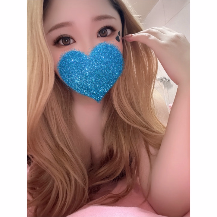 6月スタート♡今月もたくさん会えますように🫶💖
・
・
・
おはようございます☀️

昨日もたくさんのお誘いありがとうございましたっ🥰🤍

久しぶりの仲良し様にも会えて、とっても嬉しかったよ♡♡

たくさんお話して、たくさん笑って、幸せな時間をありがとうございました🤭💕

そして昨日もほぼ満枠完売⸜🙌🏻⸝✨

連日たくさんのお兄様に会えて、本当に感謝の気持ちでいっぱいです🥺💖

さてっ！！

今日から6月スタート🌈✨

新しい月の始まりってなんだかワクワクするよね☺️

今月もたくさんのお兄様と素敵な時間を過ごせたら嬉しいな♡♡

今日も予定通り
16時～24時まで出勤です⸜🙌🏻⸝

スタートからご予約くださっている仲良し様ありがとう🥰

今から会えるの楽しみにしてるね💕

空き枠もありますので、お時間合うお兄様はぜひぜひ会いに来てくださいっ♡♡

6月もみひなをよろしくお願いします🐈‍⬛💖

今日も素敵な1日になりますように✨️

お誘い待ってます🥰💕