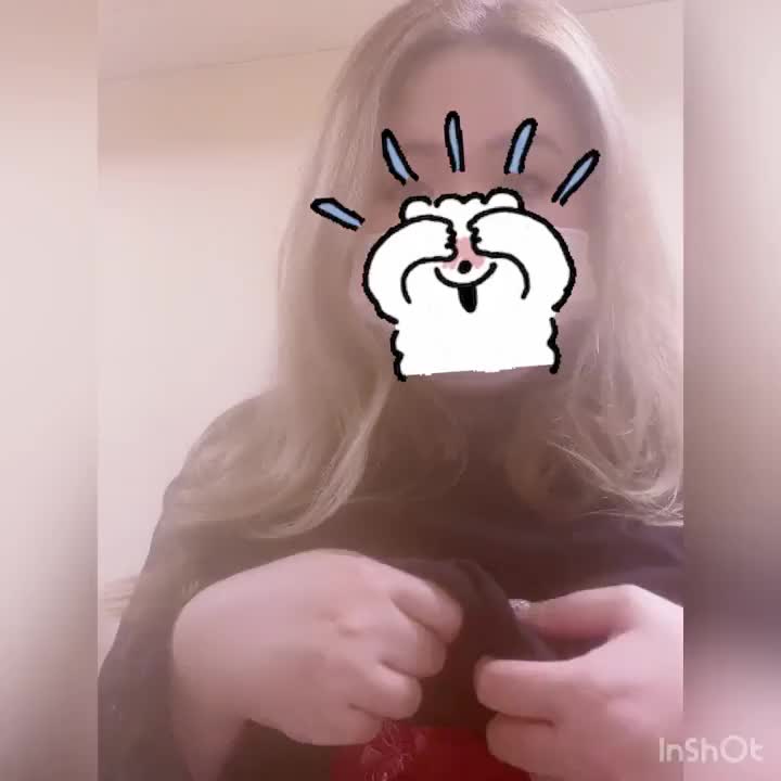 優しく触ってほしいなぁ♥️