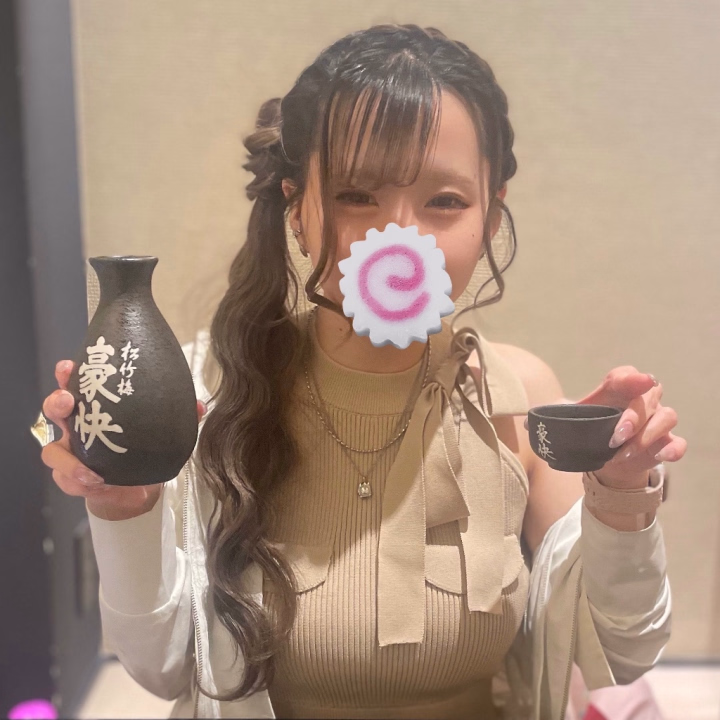 おはようございます☀️
本日出勤です👊🏻💖

GW振りですね！5月たくさん出勤したいって
気持ちの有言実行ですꢏꢷ𛰧ꐐ̴ᴗꐐ̴𛰨

今日こんな寒いと思わなくて
薄着できちゃったの後悔😿

天気予報はしっかり見ようと再認識した
1日の始まりでした꒰ ᐡᴗ͈ ·̫ ᴗ͈ ꒱

今日も1日よろしくおねがいします🎶