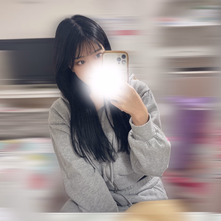 おはようございます☀

スタートからご予約様ありがとうございました‼️

ロングの㊙️ありがとう！うれしいです❤️

そして、髪の毛をロングにしたい欲がすごい👍

来週くらいに美容室行こうかなあ🥰

お兄様は、ロングとボブどちらが好みですか❓
