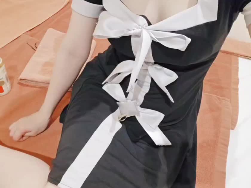 今日も沢山のご予約ありがとうございます♡

平日なのにいっぱいで嬉しいー！

喉のガサガサはまだ治ってなくて聞き苦しいと思いますがお許しください( ; ; )

早く治ってくれー！