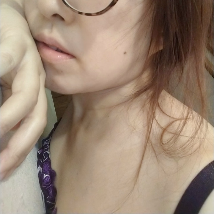 おはようございます🤓

暑いー😇😇😇
朝の日射しが強くなって
きたなー🥲🥲
日傘でもツラいww
今日もご予約ありがとう😂
ほんと神😇✨💕
お部屋涼しくして待ってます☺️

むにむにこなん