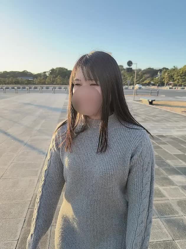おっはようございまぁぁぁぁす！！！！！


福岡出身のこころです♡♡♡


4月12日今日の出来事は


1924(大正13)年に遡って
九州鉄道の福岡駅(現:西鉄福岡駅)が
開業した日です✨️



数10年前は西鉄様ほんとに
すごかったんですよー！！！



何がって、、、


ちょっとした強風、台風でも
運行してるんです！止まらないの🤣


西鉄が災害の時に
運休予定出すと
福岡県民は西鉄が止まるってことは
相当やばい台風だ！と
慌てて備えるのはあるあるでした😂



でもここ数年はちゃんと
計画運休してるみたいです😂


さらに西鉄様のすごいところは
なんと、市バスが都市高速走ってます笑


他都道府県の方が
驚かれてるのをよく目の当たりにします笑



当たり前すぎて
最初はなんで驚いてるんだろう？って
思ってましたが
県外行くと、都市高速走るバスは
立って乗らないんやね！
逆に驚きでした🤣笑


福岡いらっしゃった時は
ぜひ西鉄便利なので利用してください♡


私はこれからもお世話になります♡



♡♡♡楓音♡♡♡