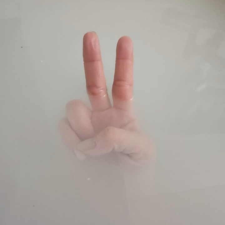 お風呂での配信ありがとうございました☺️


20分っていう短い間だったけど
お風呂の中でちゃぷちゃぷしたり、
猫ちゃんの声が聞こえたりと
楽しかったです🩷


ポイントもありがとうございます😭💞
また配信するねー🩷