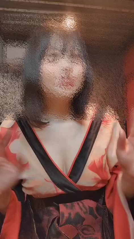 おはようございます☔️
美咲ひなたです☺️



昨日の

夜～朝まで飲んでた初めて様💕
仲良し様💕
昔住吉に住んでた初めて様💕
胸筋分厚い初めて様💕


楽しくて素敵な時間を
ありがとうごさいました🥰💕

またお会いできるのを
楽しみにお待ちしております💗



本日は18時まで✨

ご予約の初めて様💕
楽しみにお待ちしております☺️




湿気の季節⚠️
髪の毛切って短くなったので、湿気に踊らされてるー😭😭😭😭はやく伸ばさなきゃ！！！




●ひなた●