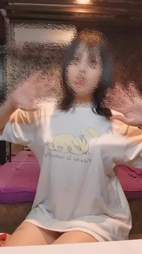 おはようございます☔
美咲ひなたです✨


福岡、雨がたくさん降っている地域もあるみたいで、とても心配です🥲

地震、大雨、台風まできて、日本どうなるんですかね？😭



昨日の
朝3時まで飲んでいた初めて様💕
今月３回目🩷カード買えてよかったね仲良し様💕
今月２回目🩷脱出ゲーム行ってきた仲良し様💕
お久！お土産センスいいね仲良し様💕


楽しくて素敵な時間を
ありがとうございました💗💗




本日は16時まで✨
ご予約の初めて様💕
お気をつけてお越しくださいね😊🩷



●ひなた●