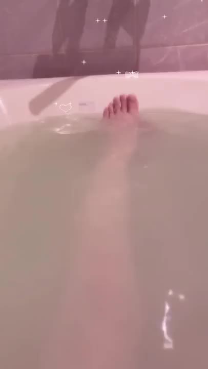 ぱちぱちお風呂に入って元気復活したから、明日からたくさん待ってます🛁*。