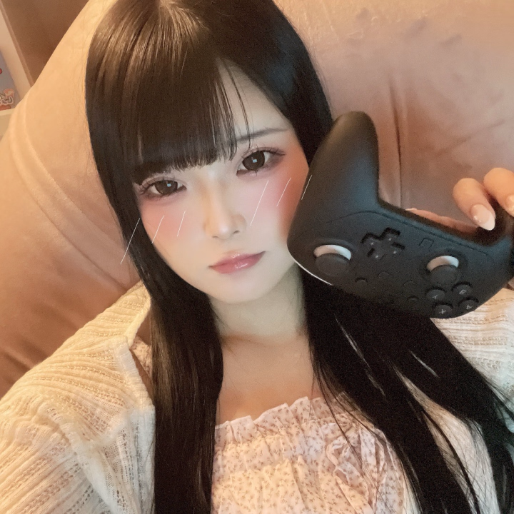 こんばんは🌃

明日12時から24時までいます😻

最近、生きるのに向いてない性格すぎてなんで人間に生まれてしまったんだろうとよくおもいます👤

自分で言うのも変だけど、人を疑えないし、素直な性格すぎて人の悪意を見抜けない🙃

痛い目を見てから、あちゃー😭ってなる

犬とかに生まれてた方がお似合いだったかも🐶

もっと気の強い人間になりたいです

ねます、おやすみー！！