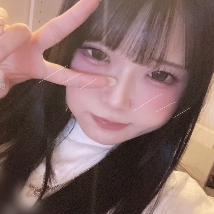 こんばんは！

こよいです🎶

今日もありがとう！！！

最近元気もりもり︎💕︎

お仕事に集中してると楽しいばっかりで、余計なこと考えなくていいから1日があっという間に過ぎていきます！！

明日出勤したらお休みだから、明日も頑張る🎶

ナースのコスプレもたくさん褒めてもらえてうれしい！！！

見に来てね︎💕︎

おやすみなさい😴︎💕︎