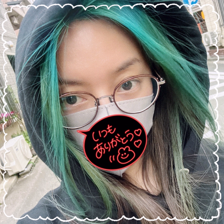 いつも行ってる髪染めが上手な床屋さんwで
色おまかせで😆
ってオーダーしたら
髪だけラムちゃんにw

やっちまった感ありますが今だけなので
色落ちしたら金髪ぽくなる予定

明日からわりと連勤で出勤予定です
早番時間もいますよ😋

先週もホームページ見てくれて
早番のほうが時間合う仲良しサマ方
会いに来てくれてありがとう😊❣️

早番希望の方おりましたら
ヒメチャン予約は2日前までに
エキチカ予約もお待ちしてます🫶