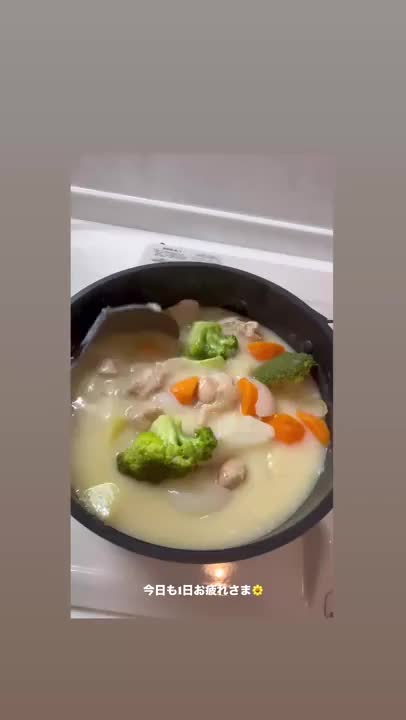 無性に食べたくなって作ってしまった🤭
今日も1日お疲れ様でした🌼
(トークは後ほど返します🙏🏾)