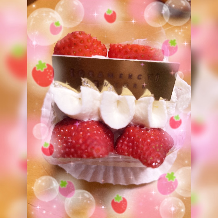 このケーキめっちゃすき🐶🍰🩷
いつもありがとう〜！！