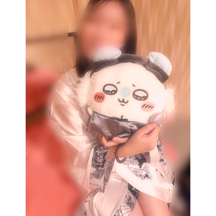 みんないつもありがとう😊

あと２日で出勤おわり！
1週間早いな〜

今日のたつ美ランチはハンバーグ食べたよ🎵
みんなにもランチをとてもおすすめしたいです！おいしい！

あとはMット苦手って言ってるお客様にMットすると意外と気持ち良かった！と言ってもらえたりイメージ変わった！って言ってもらえること多くて嬉しいな☺️

あー！あと口コミが増えてた！
書いてくれてありがとう😭

お会いした時に口コミお願いしてるのでみなさんぜひよろしくお願いします💕

明日もぬるぬるしようね〜

おやすみ😘