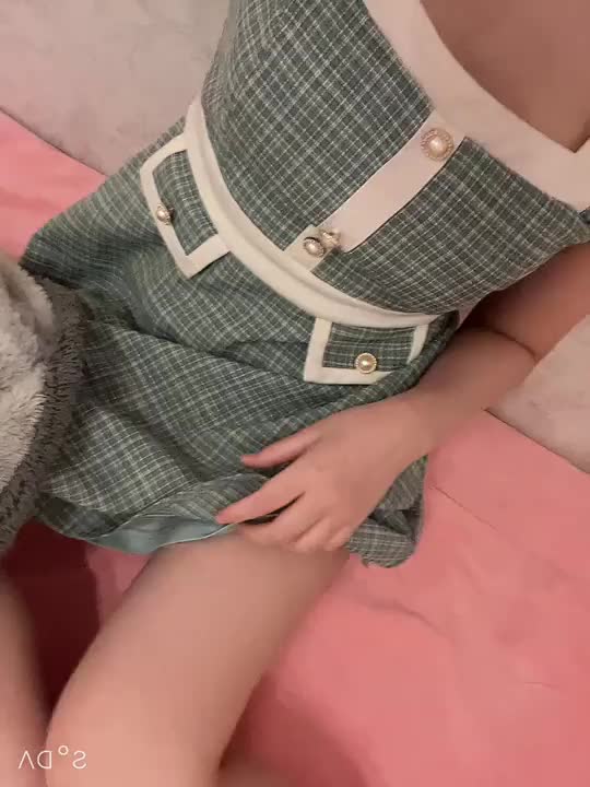 ひもぱん好きですか〜？🥹
ゆるっと応援してねん🐷🩵