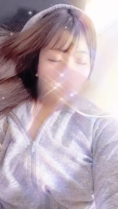 何してるのっ😠いちゃいちゃしよって言って😠💓