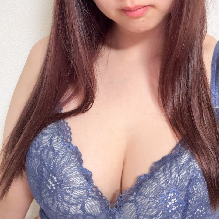 おはようございます☀️
昨日もありがとうございました✨️

今日で一旦最終日🔥

今日も一緒に楽しい時間過ごしたいな…💟



ことね