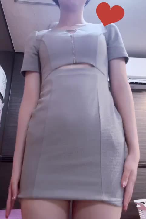 おしり丸見えTバック🍑

前からも後ろからも大好き…
なんちゃって🫣‪︎💕︎

もちもち桃尻とお胸も堪能してねっ

しき