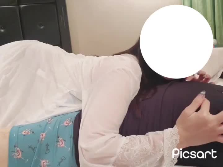 よく見ると、唾液とか垂らしてます‎🤍