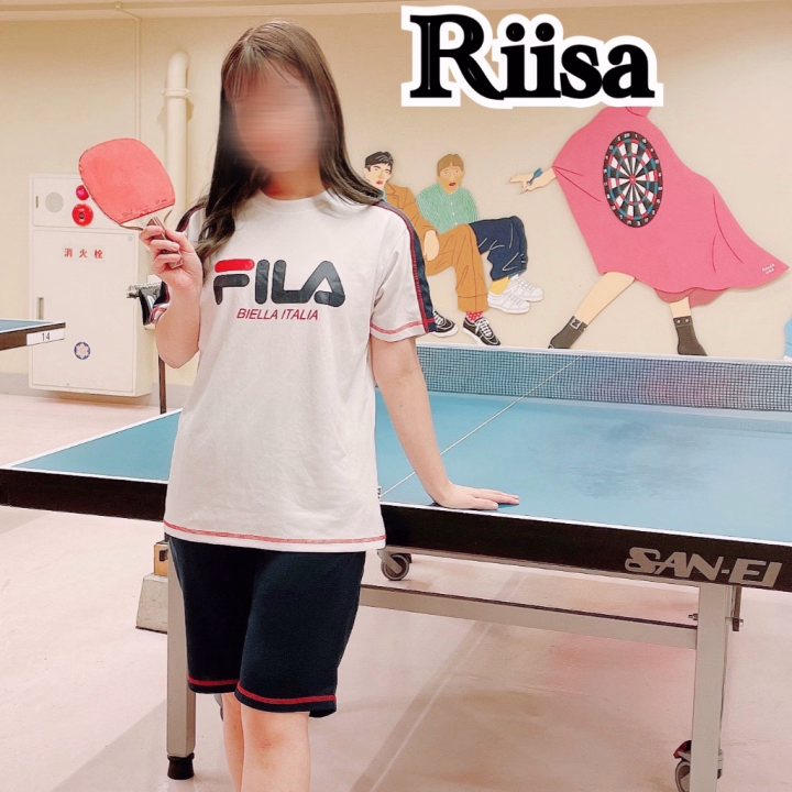 暖かくなってきて、 
お外での活動が捗りますね♡  


父親の影響か、 ゴルフに興味を持ち始めた りいさです♡
実家に帰っては、 素振りの練習を父親と一緒に したり♪(´ε｀ ) 
翌日は筋肉痛地獄です🤭


    そうそう！ ゴルフをされているお兄さんは、 くれぐれも熱中症にお気をつけて💗  


穴に入れるのが大好きなんですね♡笑 
棒を振るのもお好きですものね♡♡  
練習で打ちっぱなしに行って…
 夜は出しっぱなし(〃ω〃)♡ 
本当にお好きですね💗


   でも、素振りばっかりしていると… シャフトが中折れしてしまいますよ///  
コースでちゃんも振ってくださいね♡笑  


お兄さんに禁断の19番ホールを…… 味合わせてあ・げ・る💋 


りいさ♡


五反田↓
5/12(火)17:00〜0:00
5/17(日)17:00〜0:00
5/18(月)17:00〜0:00

5/21(木)17:00〜0:00
5/24(日)17:00〜0:00
5/25(月)17:00〜0:00

5/26(火)17:00〜0:00
5/28(木)17:00〜0:00