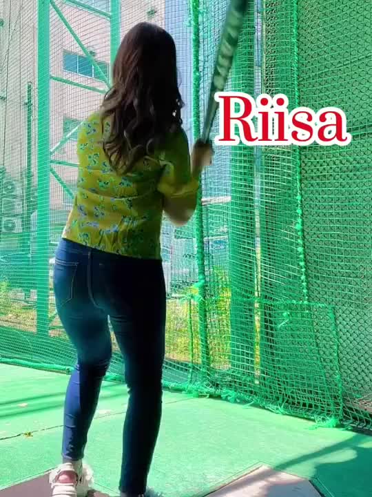 久々にバッティングセンター⚾️空振り続き_:(´ཀ`」 ∠): お兄さんとの大人の野球は大得意🩷　ホームラン祭りなのにね\(//∇//)\♡笑