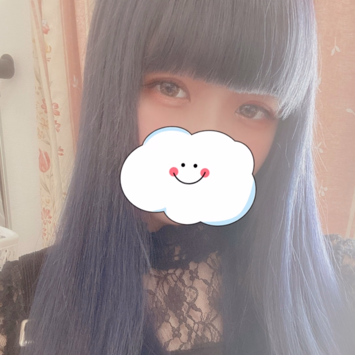 出勤しました🙆‍♀️

事前予約もありがとうございます🫶
密着とゾクゾク責めは得意中の得意なので、沢山責められたいおにーさんは、来るべし👈

プレイもだけど、その時の時間を大切にできたらいいなと思います🥰
頑張るぞー！