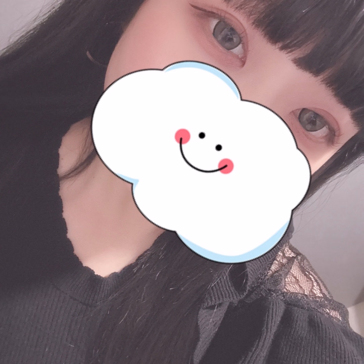 今月末には髪色明るく戻すので、暗髪見納めです(๑•̀ㅁ•́ฅ✨

でも色んな方から明るい方が似合うってよく言われてたのでしっかり明るく戻します🫶