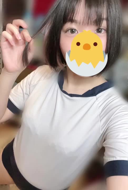 今日は久しぶりにお店ゆったりしておる(´•ω•`)明日明後日も7:00-15:00までお店いるようう🐤🐻🤍💛
