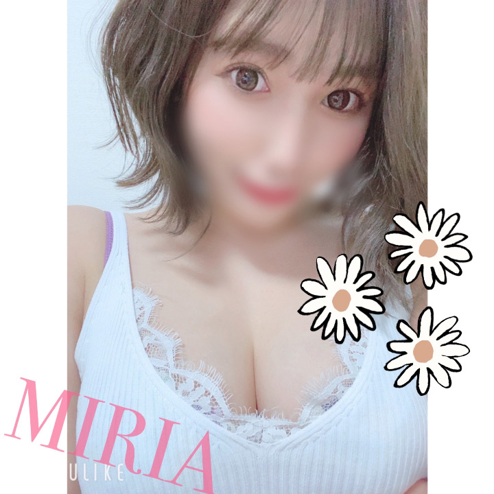 毎回更新久しぶりでごめんなさーい😭😭😭
今日喉の調子よくなくてお休みに
してもらいました…(´・ω・`)
来週の月曜日までには頑張って
治すから、そしたら会いに来てね🥺💓💓