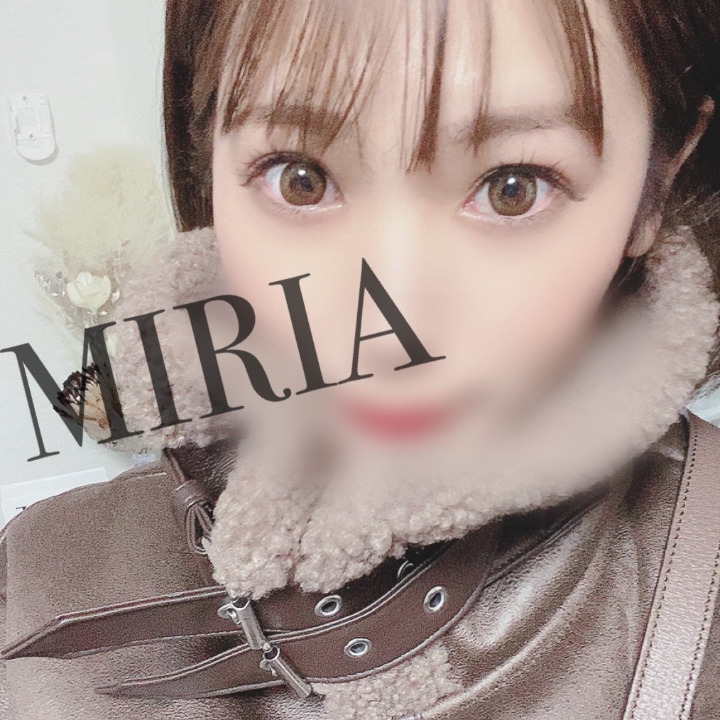 今日もたくさんのお兄さんが
会いに来てくれて嬉しかったです🥺💓💓

ありがとうございました🙇‍♀️♡

みんな寒いから風邪ひかないでね〜😭😭💭