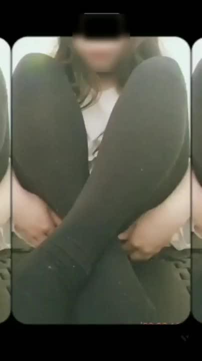 パンツ何色でしょう❤w