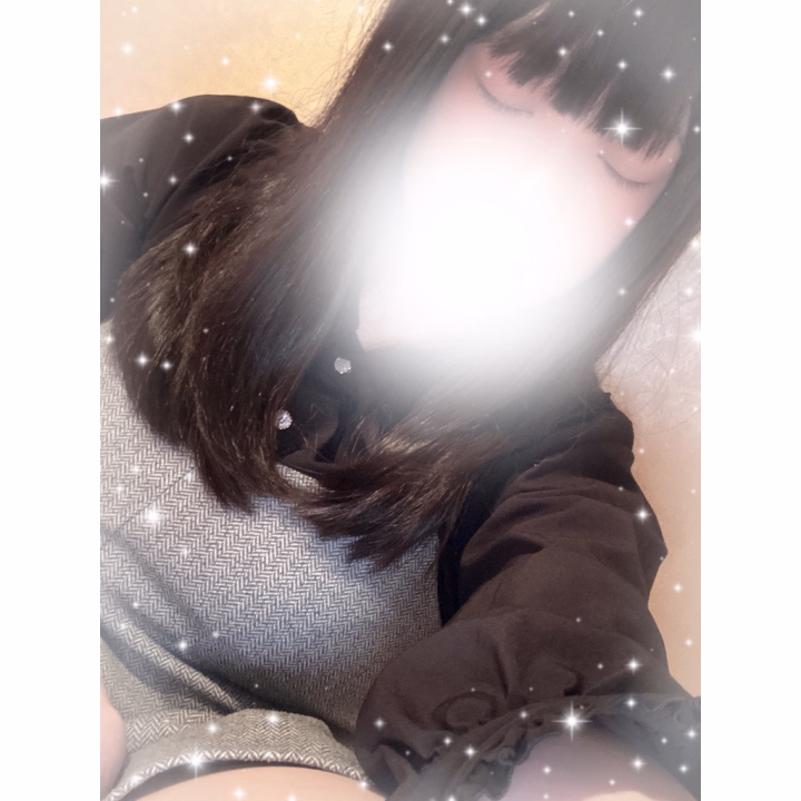 おはよだよー🎶
みきさんです✨



昨日は応援のコメントありがとうでした💕
とっても嬉しいです🥰


今日もがんばって出勤できたーー✌️


この調子でがんばるっっ❣️



今日は16時までです🔥
ご指名ご予約まだまだお待ちしております🎈