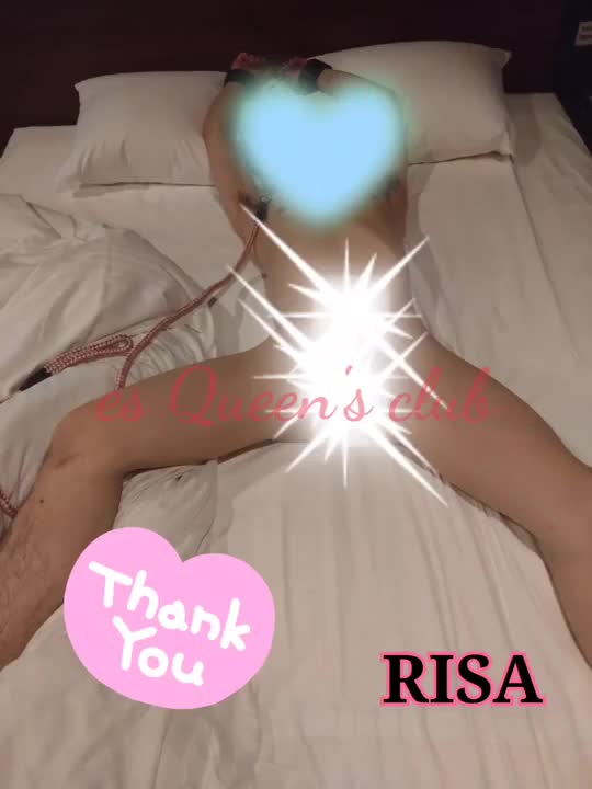 恥ずかしいのはどこへ消えたのか  『あぁーっ！！出ます！イキます！！』  ビュク！ビュク！びゅる！びゅる⋯  めっちゃぶっ飛ばしてた。   プレイは今くらいで充分ですって  私のソフトは普通のソフトとちょっと違うから  スタンダードと一緒にしてもらったら困るわ。   片付けと着替え終わって戻ると  家みたいに自由にしてて  ベットで携帯ポチポチ(笑)   深夜なのに休憩有で小倉周辺と違って  ホテル料金がめちゃ安！  しかも広さもあってキレイ！  「ここめっちゃ良いね～」なんて話してたら  ベットの上で『めっちゃ良いっしょ』的な  ここ俺の庭みたいにリラックスしてて  普通に笑ったわ。   今度はオマエに合うおもちゃ決めたから  それぶち込んだまま犯してあげるわ。  またアヘ顔見せなさい。  開発してあげる⋯。