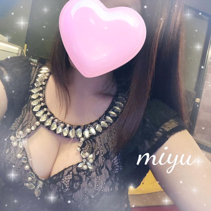 出勤してます～💖YOSAKOIソーランがあり札幌はとても賑わってましたね～😊みなさんはみましたか？何かに頑張る姿や笑顔をみると本当に元気もらえますよね！みゆもそんな人でありたいです～✨