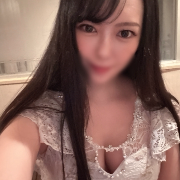 お久しぶりです(*^^*)

先月も遊んでくれた皆様ありがとう！

2月も明日から4日間います🙋‍♀️
今月は後半横浜出勤ないので
前半遊びに来てね💕︎

今月はイベントで
お得なチケットもあるので貰ってね🥰

ご予約お待ちしてます🫶