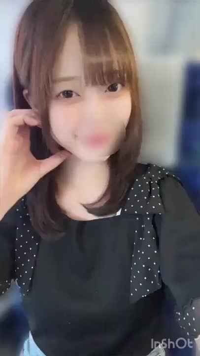 今日も20時まで元気にお待ちしてます🎶

えっちな気持ちになっちゃったお兄さんのこと、きもちよくしたいな♡♡