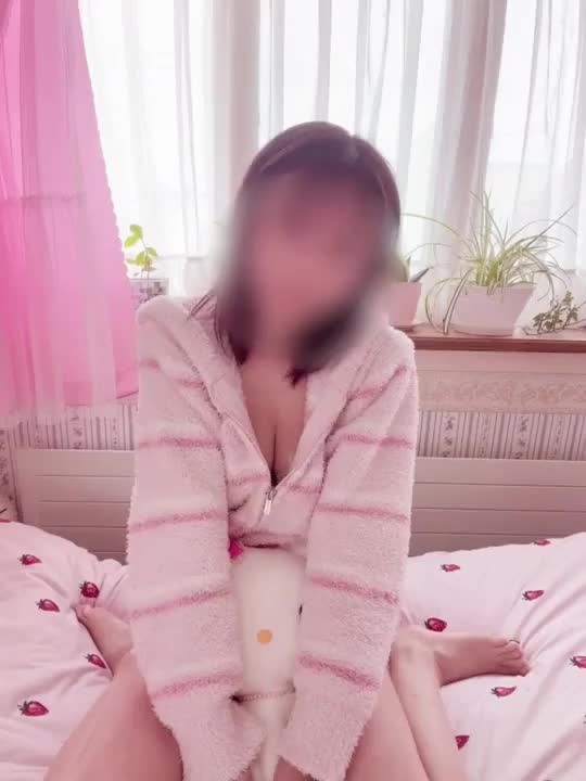お外は寒いから一緒に暖まろう♡